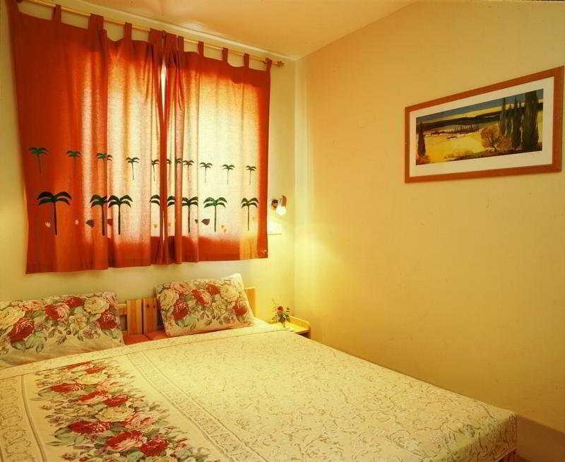 Shaar Hagolan Kibbutz Country Lodging ภายนอก รูปภาพ