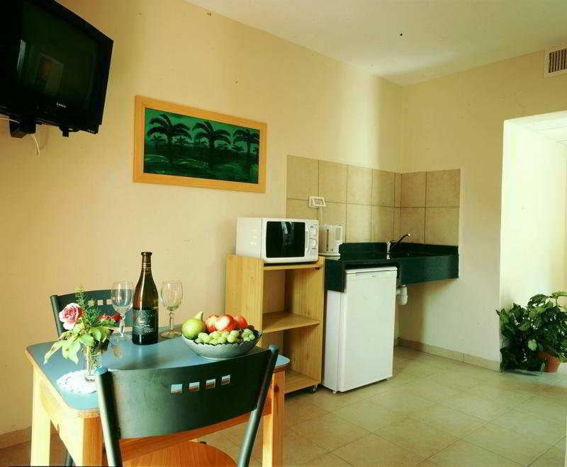 Shaar Hagolan Kibbutz Country Lodging ภายนอก รูปภาพ