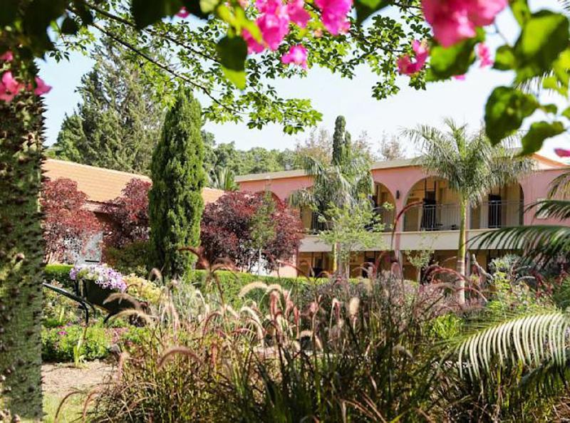 Shaar Hagolan Kibbutz Country Lodging ภายนอก รูปภาพ